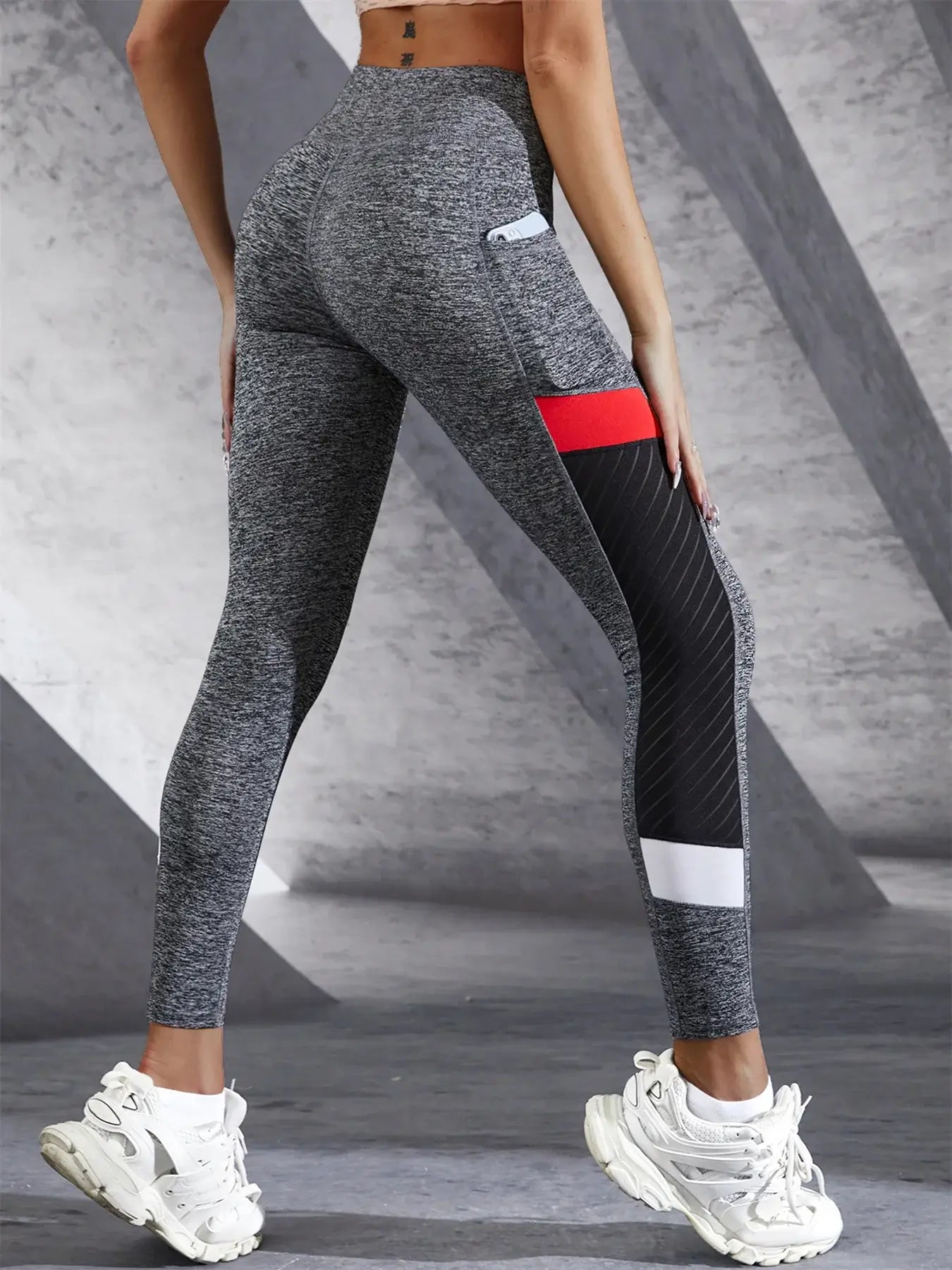 Yoga Pants with Side Pockets